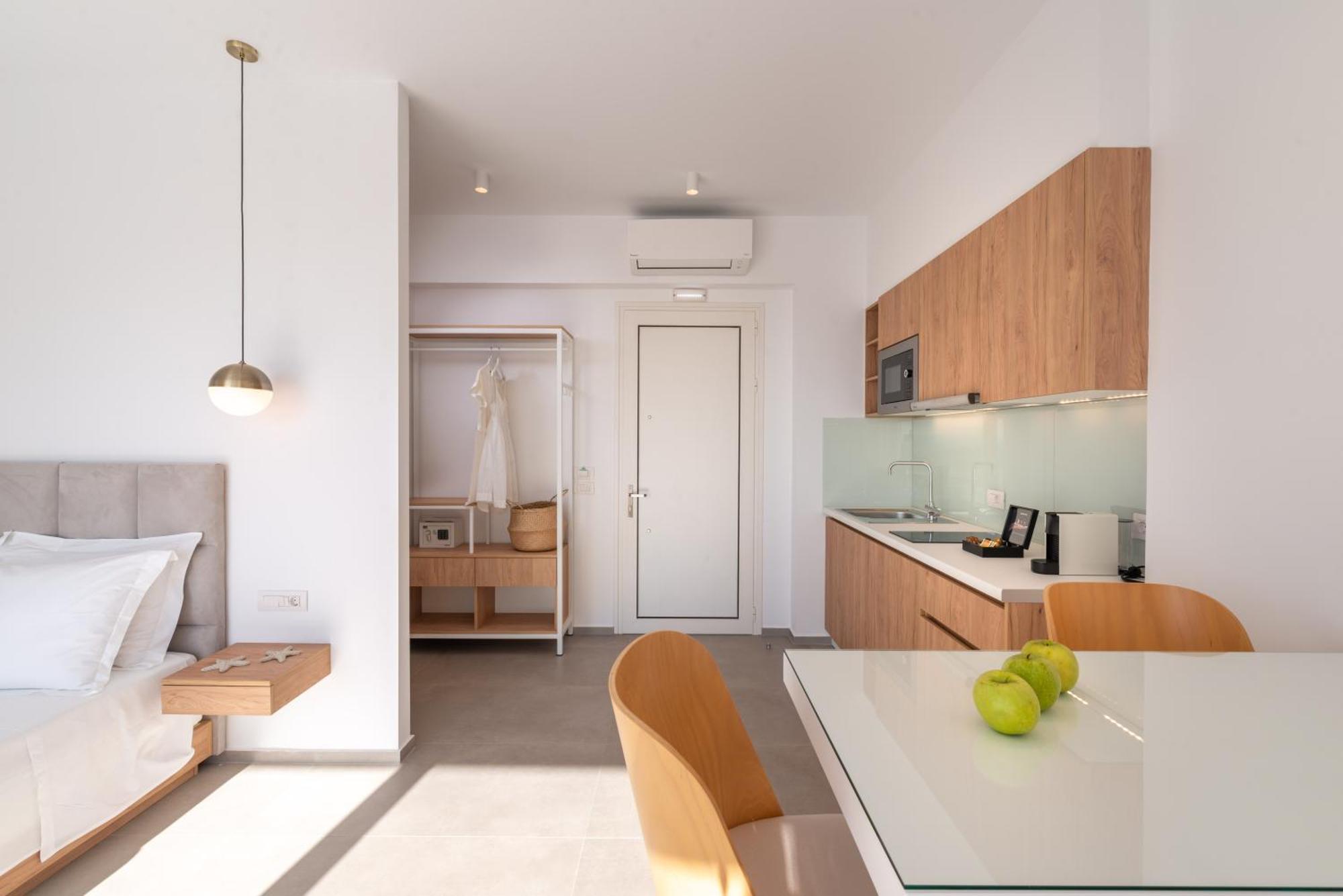 Ninemia Luxury Residence เปร์ดีกา ภายนอก รูปภาพ
