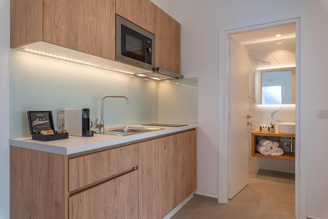 Ninemia Luxury Residence เปร์ดีกา ภายนอก รูปภาพ